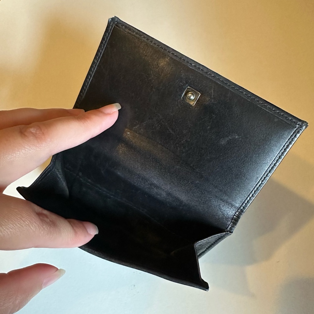 Gucci Compact Wallet - Picture 12 of 12